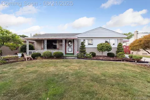 13624 Windemere St, Southgate, MI 48195