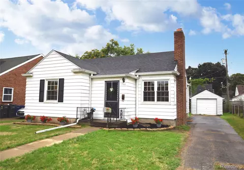 306 Lafayette St, Flint, MI 48503