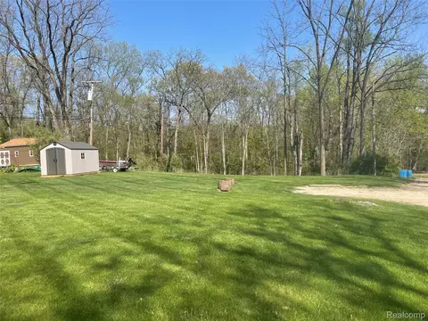 0000 Elvira, Putnam, MI 48169