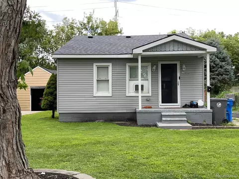 26431 Trowbridge St S, Inkster, MI 48141