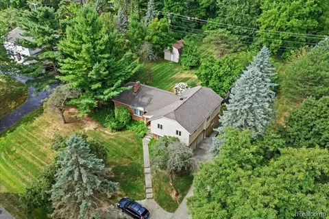 60023 Trailwood St, Washington, MI 48094