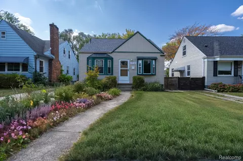 1941 Hyland St, Ferndale, MI 48220
