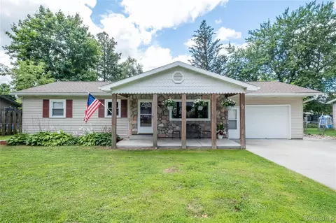 721 Richard St, Vassar, MI 48768