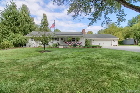 10784 Exeter Rd, Carleton, MI 48117