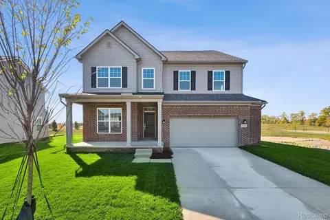 2765 Silo Dr, Saline, MI 48176