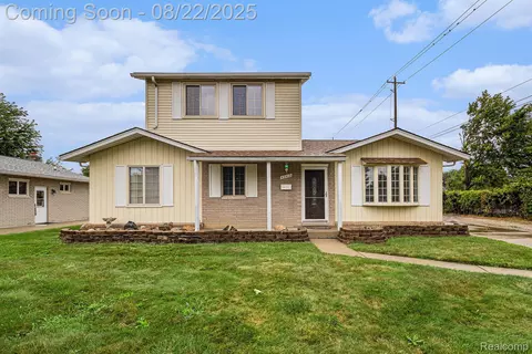 42412 Somerset Ct, Canton, MI 48187