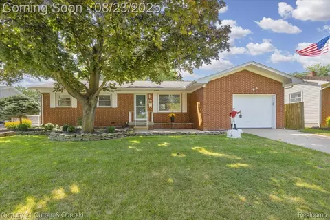 661 Lavender St, Monroe, MI 48162