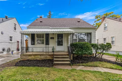 568 Garfield Ave, Lincoln Park, MI 48146