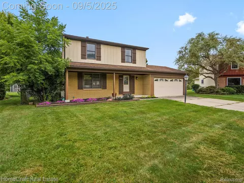 44661 Jeffrey Cir, Canton, MI 48187