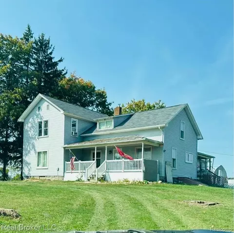 8100 Valley Hwy, Kalamo, MI 49096