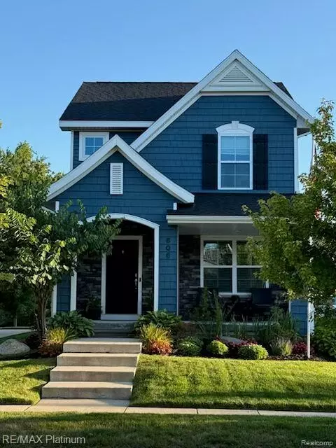 606 Kimball St, Howell, MI 48855