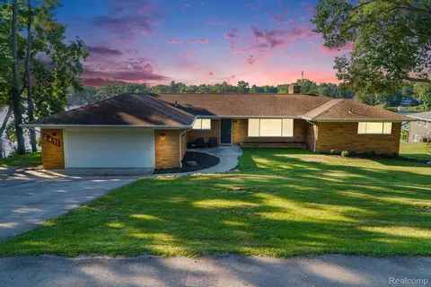 6471 Wellesley Ter, Independence, MI 48346