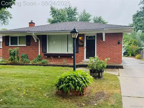 3725 Mark Orr Rd, Royal Oak, MI 48073