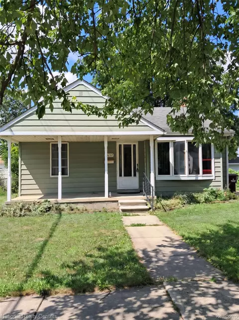 3632 Winifred St, Wayne, MI 48184