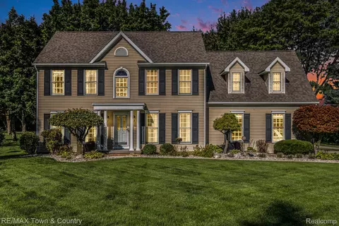 3415 Duffield Rd, Flushing, MI 48433