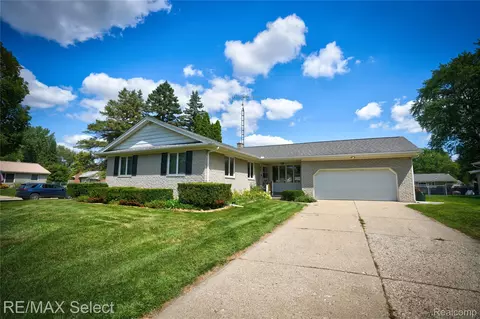 4437 Stoney Ridge Rd, Flint, MI 48507