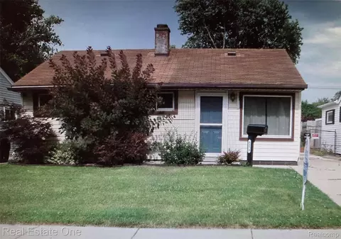 8279 Elm St, Taylor, MI 48180