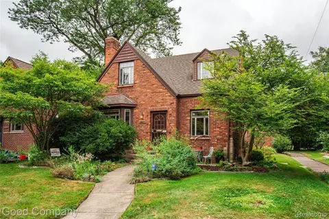 19904 Lichfield Rd, Detroit, MI 48221