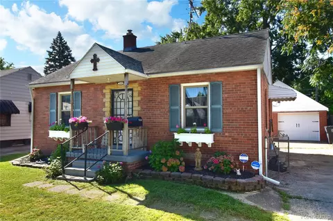 2606 E Court St, Flint, MI 48503