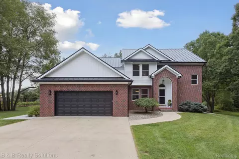 5782 Deer Meadow Trl, Deerfield, MI 48461