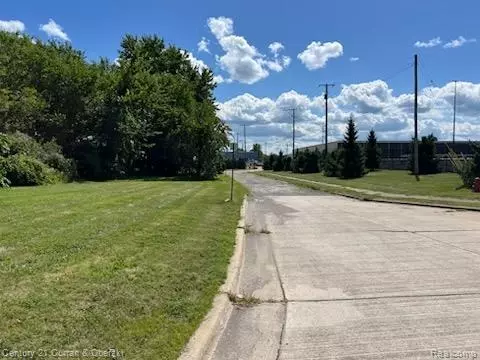 35757 E Michigan Ave, Wayne, MI 48184 photo 3