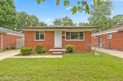 6924 Fellrath St, Taylor, MI 48180