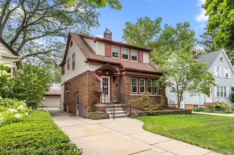22549 Nona St, Dearborn, MI 48124