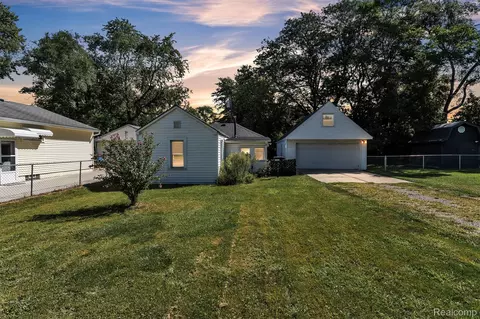 5961 Beech Daly Rd, Taylor, MI 48180 photo 1