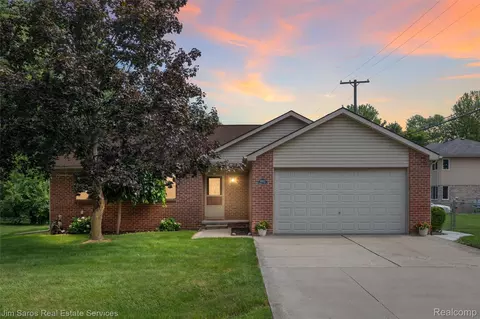 36052 Capper Dr, Clinton Township, MI 48035