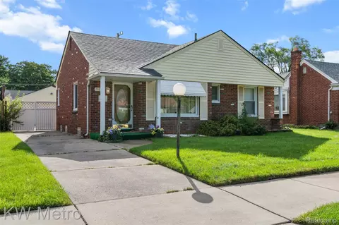 19612 Dale St, Detroit, MI 48219