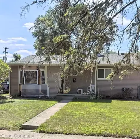 5434 Ethel St, Brighton, MI 48116