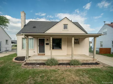 17755 Reno St, Riverview, MI 48193