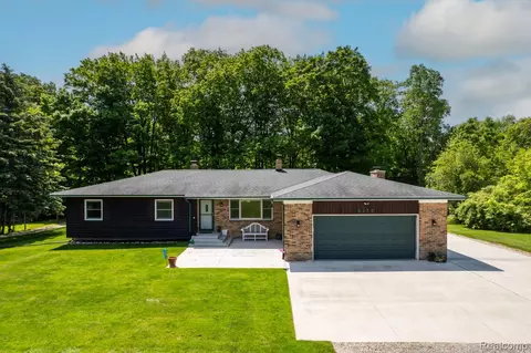 5177 Merwin Rd, Elba, MI 48446