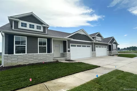 325 Mcdowell Dr, Marion, MI 48843