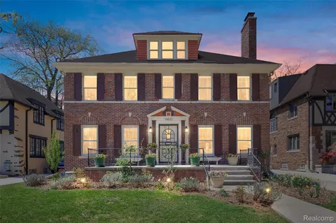 18221 Muirland St, Detroit, MI 48221