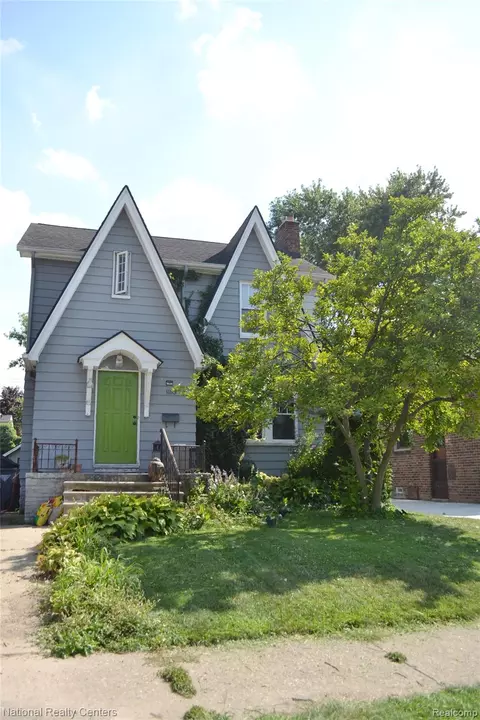1185 Oxford Rd, Berkley, MI 48072