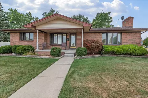 3560 Electric Ave, Lincoln Park, MI 48146