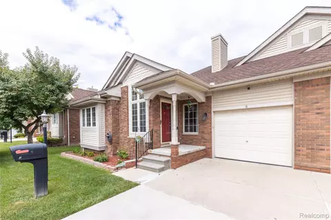 6 Canfield Cir, Dearborn Heights, MI 48127