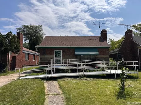 18010 Marlowe St, Detroit, MI 48235