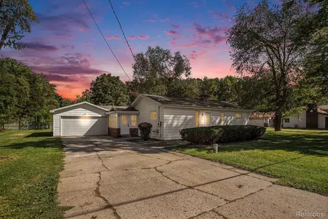 454 Marie Ave, Battle Creek, MI 49037