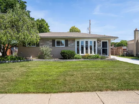 33500 Morrison Dr, Sterling Heights, MI 48312