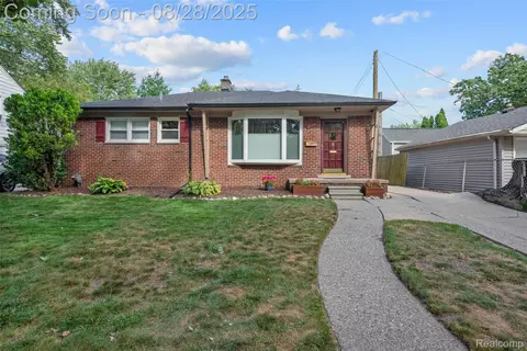 727 S Vermont Ave, Royal Oak, MI 48067