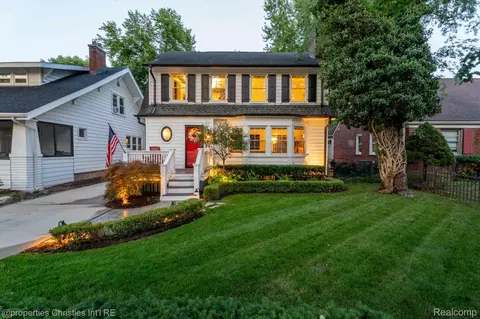 607 Knowles St, Royal Oak, MI 48067