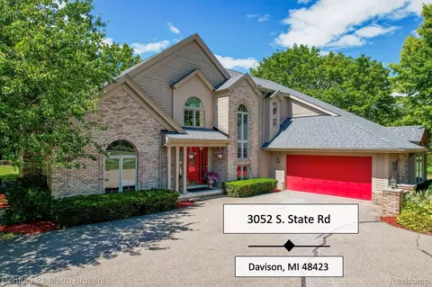3052 S State Rd, Davison, MI 48423