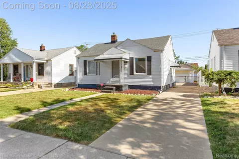 518 Lincoln Ave, Lincoln Park, MI 48146