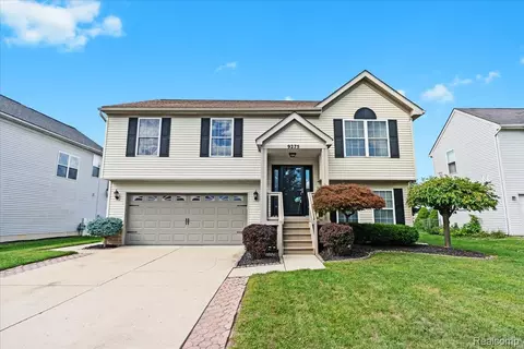 9275 Parkland Dr, Ypsilanti, MI 48197