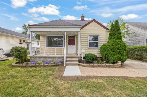 4175 Helen Ave, Lincoln Park, MI 48146