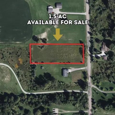10082 Van Vleet Rd, Gaines, MI 48436