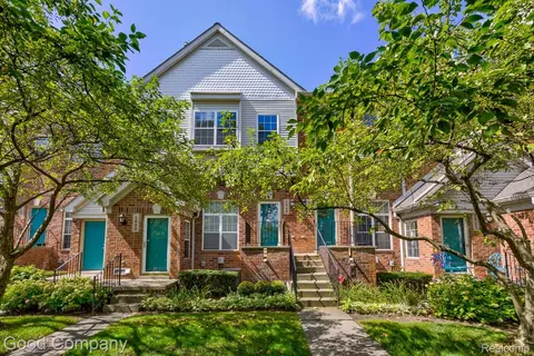 1846 Campau Farms Cir #120, Detroit, MI 48207