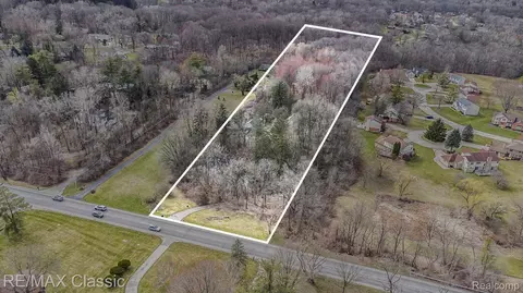 23775 Inkster Rd, Farmington Hills, MI 48336